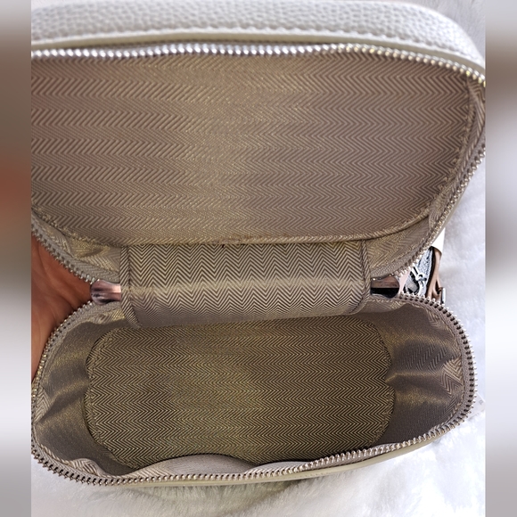 NWT!! Mini Train-Case Crossbody - Picture 6 of 7